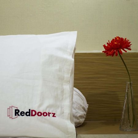 Reddoorz Near Prawirotaman 2 Hotel Yogyakarta Bagian luar foto